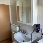 Diamanthaus 1 Κόμπλεντς