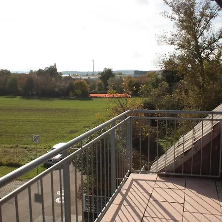 Diamanthaus 1 Koblenz Homestay *